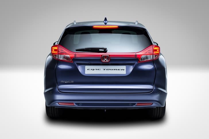 New Honda Civic Tourer photo gallery